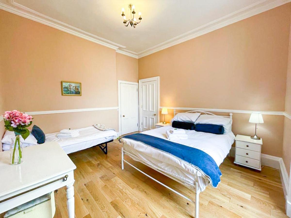 Remarkable 5Br Townhouse With Garden, Sleeps 12 Edinburgh Bagian luar foto