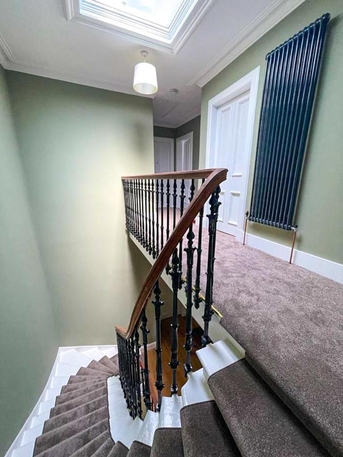 Remarkable 5Br Townhouse With Garden, Sleeps 12 Edinburgh Bagian luar foto