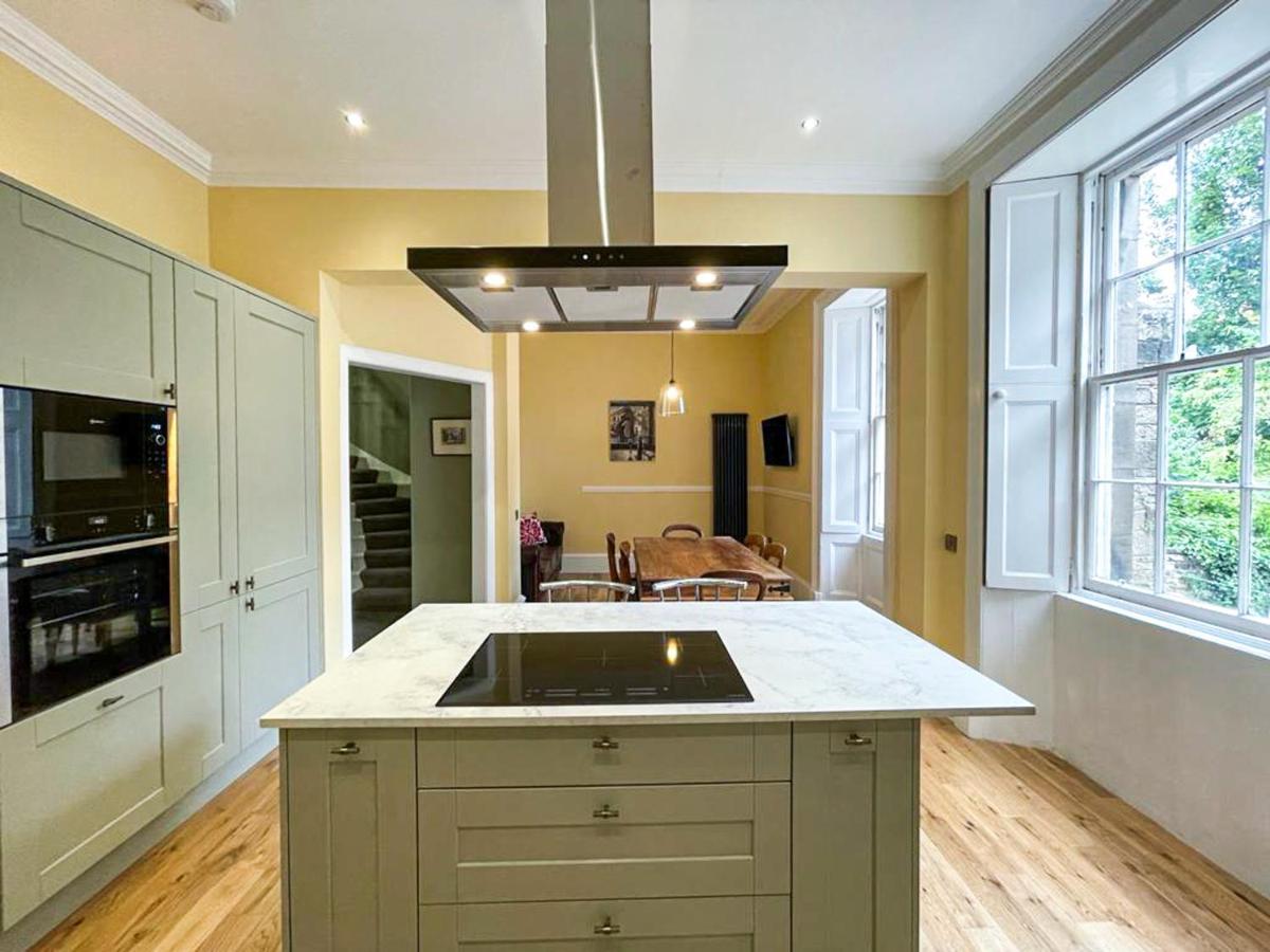 Remarkable 5Br Townhouse With Garden, Sleeps 12 Edinburgh Bagian luar foto