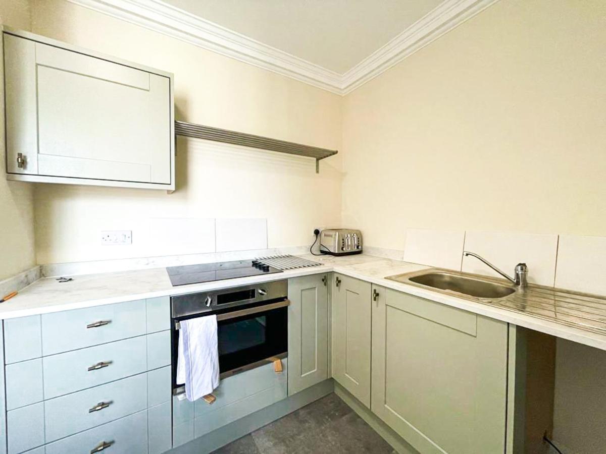Remarkable 5Br Townhouse With Garden, Sleeps 12 Edinburgh Bagian luar foto